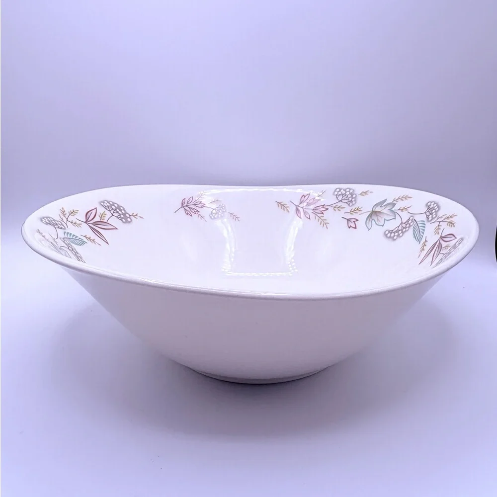Universal Potteries Fascination Park Avenue Serving Bowl shape by Alf Robson
